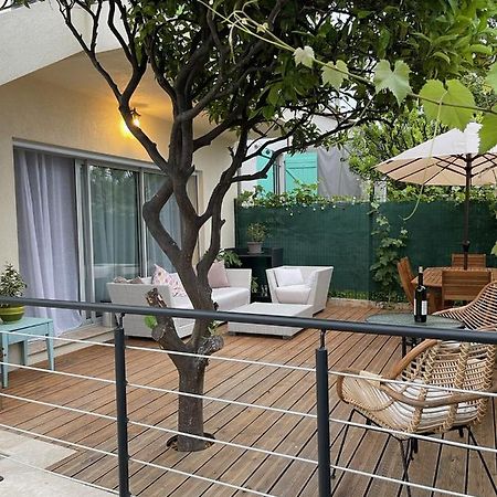 2 Pieces En Rdjardin Avec 2 Grands Terrasses Apartment อองทีบส์ ภายนอก รูปภาพ
