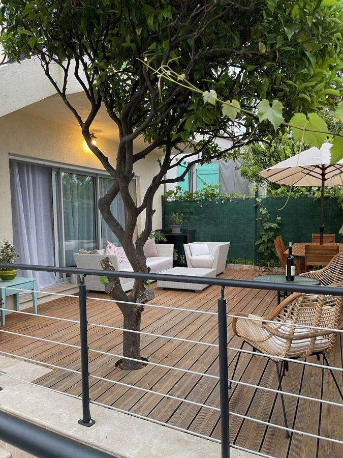 2 Pieces En Rdjardin Avec 2 Grands Terrasses Apartment อองทีบส์ ภายนอก รูปภาพ